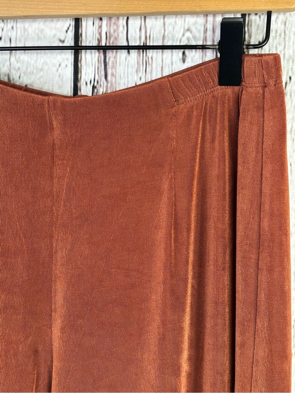 Chico’s Travelers 2 (Large) SHORT Stretchy Terracotta Color Slinky Wide Leg Pant - Picture 3 of 12